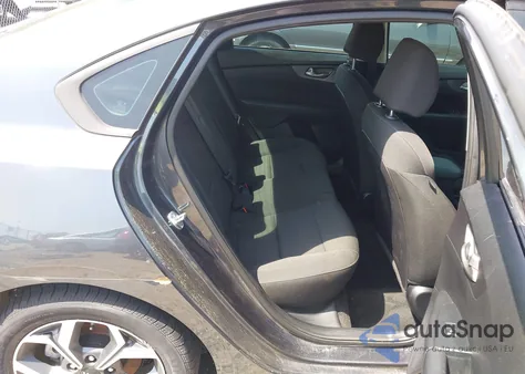 2020 Kia Forte Lxs из США, поврежденный, VIN 3KPF24AD7LE242194